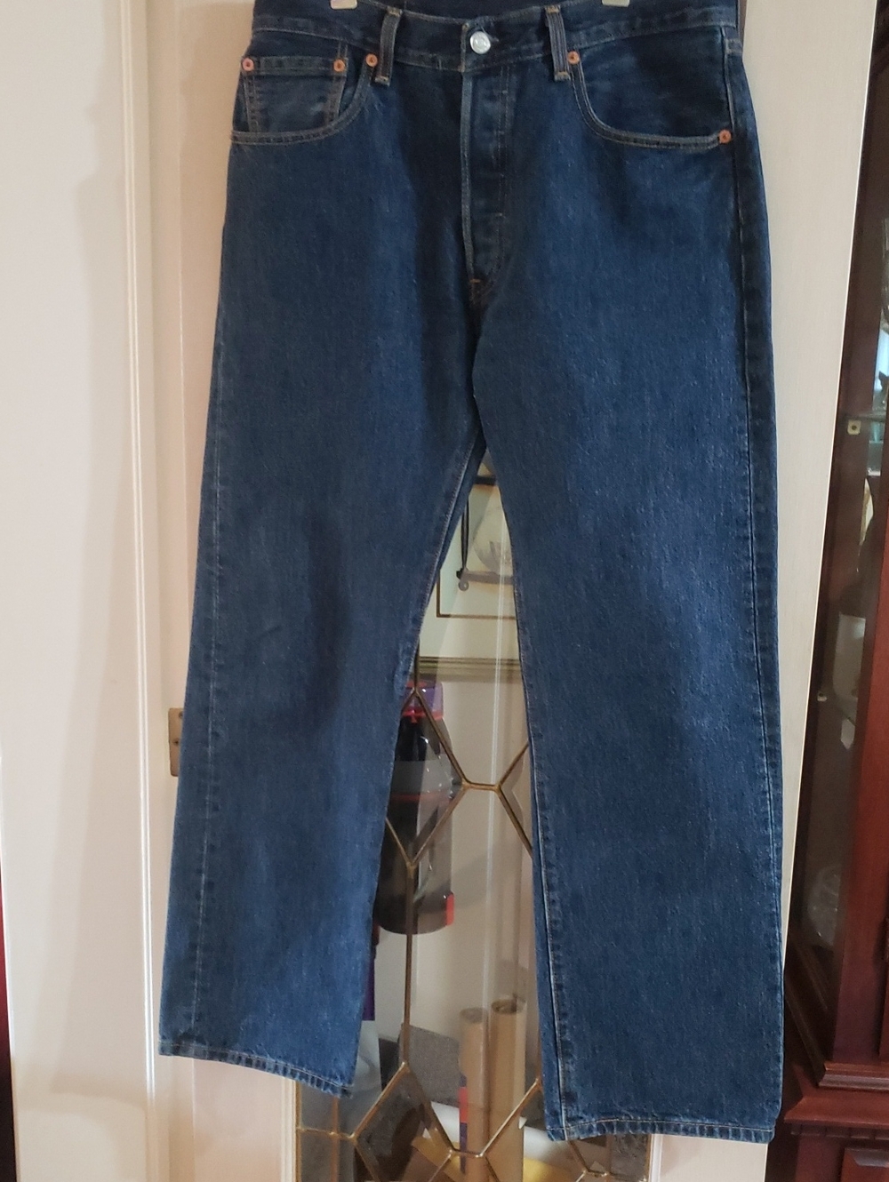 Levi’s 501 34x30 Medium Wash Straight Leg Button Fly Men’s Denim Jean